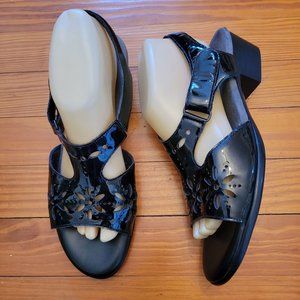 SAS 9.5M‎ Black Patent Leather Sling Back Sandals Comfort SUNBURST Cut Out USA